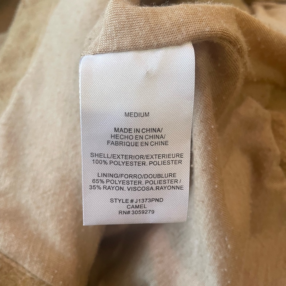 Tan Shacket / button down jacket - Picture 4 of 6